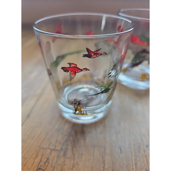 Vintage Pheasant Hunting Shot Glasses Set of 3 Hunter and Dog Bird Scene Clear - Picture 3 of 12